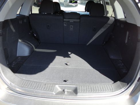 Used 2014 Kia Sorento AWD LX image 11