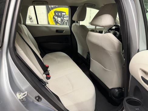 Used 2022 Toyota Corolla Cross L image 19