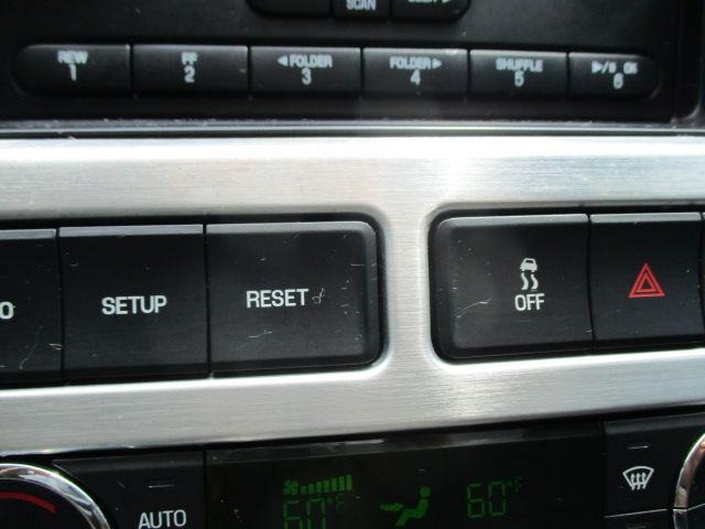 Used 2010 Ford Edge AWD Limited image 37
