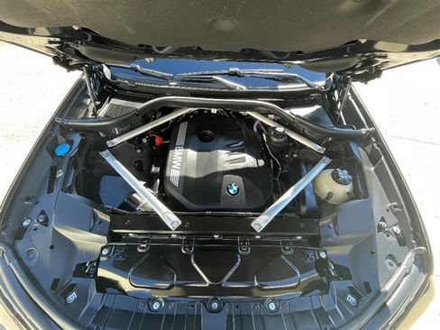 Used 2024 BMW X7 xDrive40i image 19