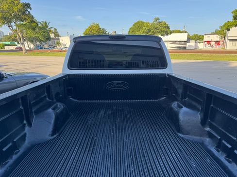 Used 2003 Ford F350 XL image 28