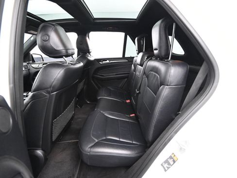 Used 2016 Mercedes-Benz GLE 400 image 37