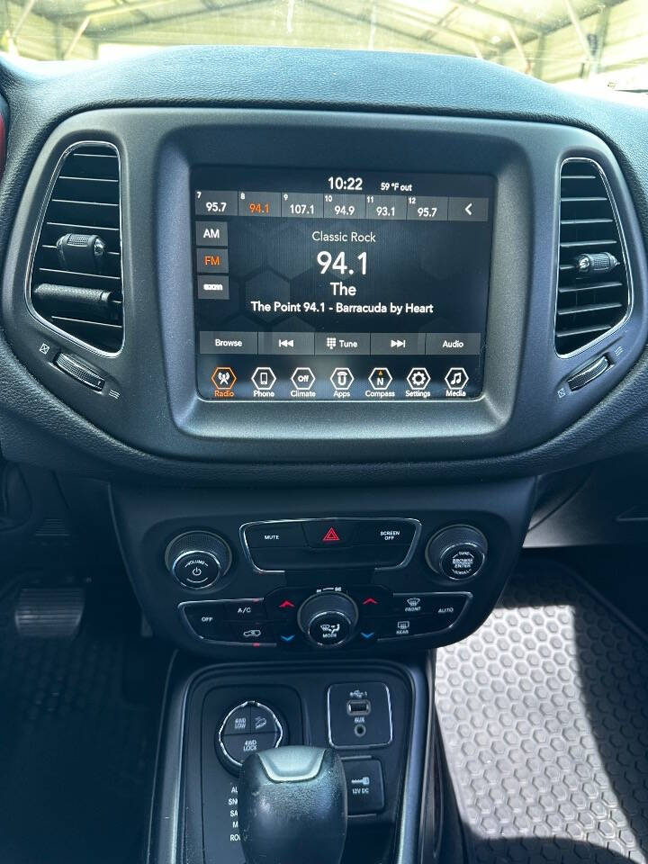 Used 2019 Jeep Compass Trailhawk AWD/4WD image 13