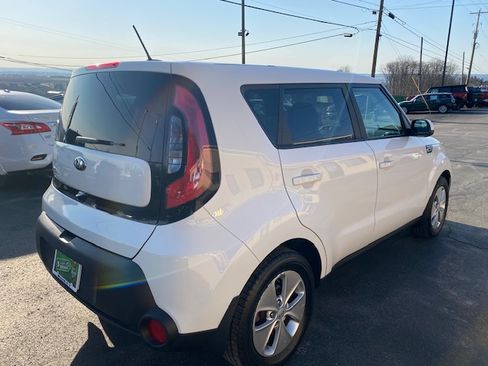 Used 2016 Kia Soul image 6
