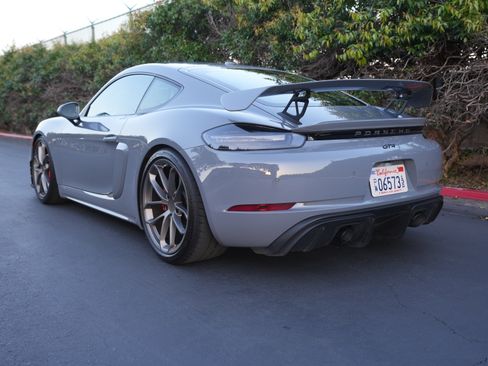 Used 2023 Porsche 718 Cayman GT4 image 5