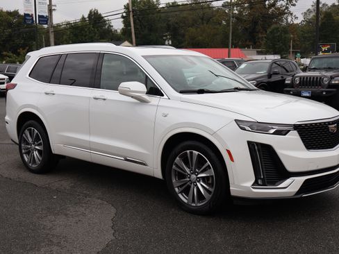 Used 2020 Cadillac XT6 Premium Luxury image 10