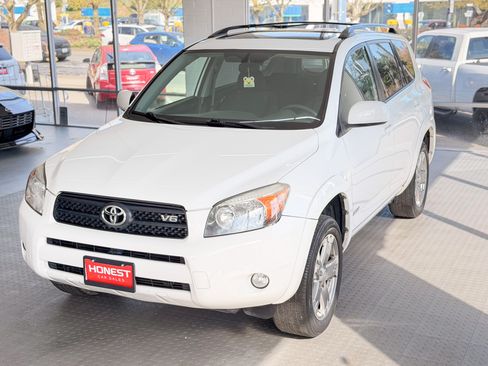 Used 2008 Toyota RAV4 Sport image 3