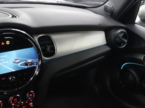 Used 2023 MINI Cooper S 4-Door Hardtop FWD image 21