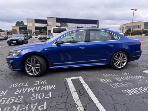 Used 2017 Volkswagen Passat 1.8T R-Line image 6