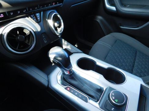 Used 2020 Chevrolet Blazer LT image 20