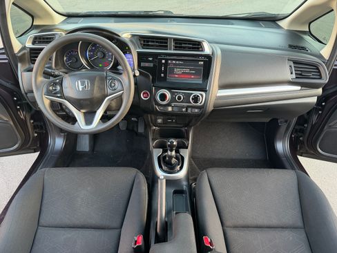 Used 2017 Honda Fit EX image 2