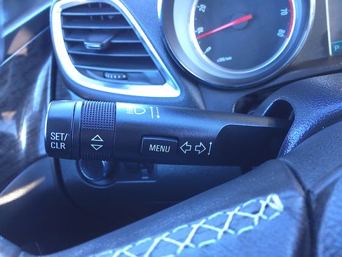 Used 2015 Buick Encore image 25