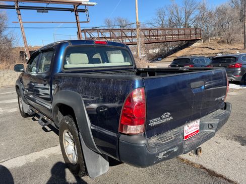 Used 2008 Toyota Tacoma PreRunner image 7