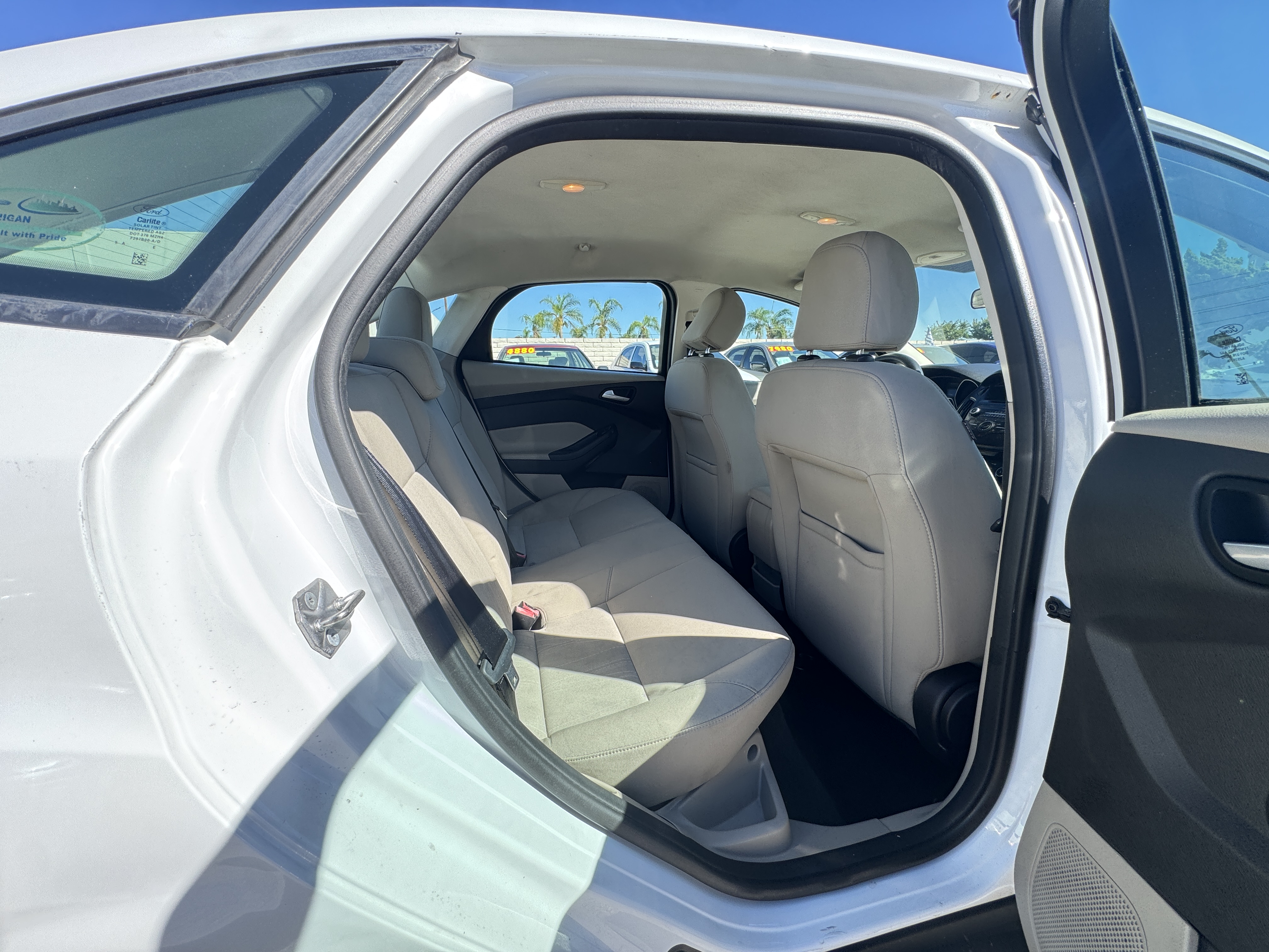 Used 2016 Ford Focus SE Sedan FWD image 18