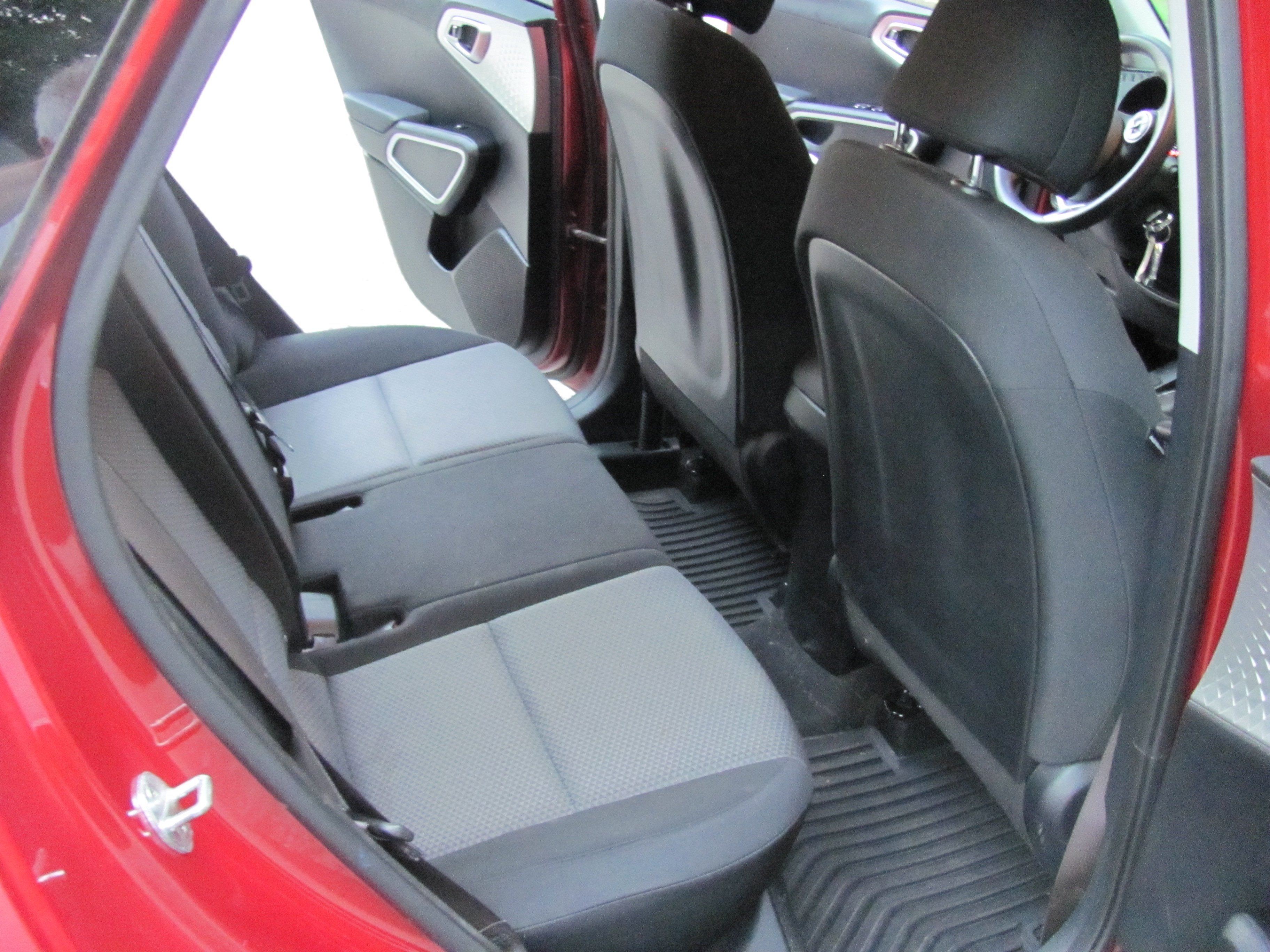 Used 2022 Kia Soul LX FWD image 13