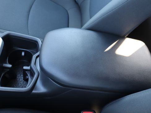 Used 2023 Toyota RAV4 LE image 29