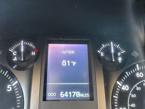 Used 2013 Lexus GX 460 image 2