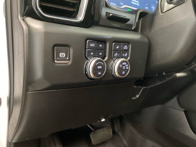 Used 2024 GMC Sierra 3500 Denali Ultimate AWD/4WD image 23