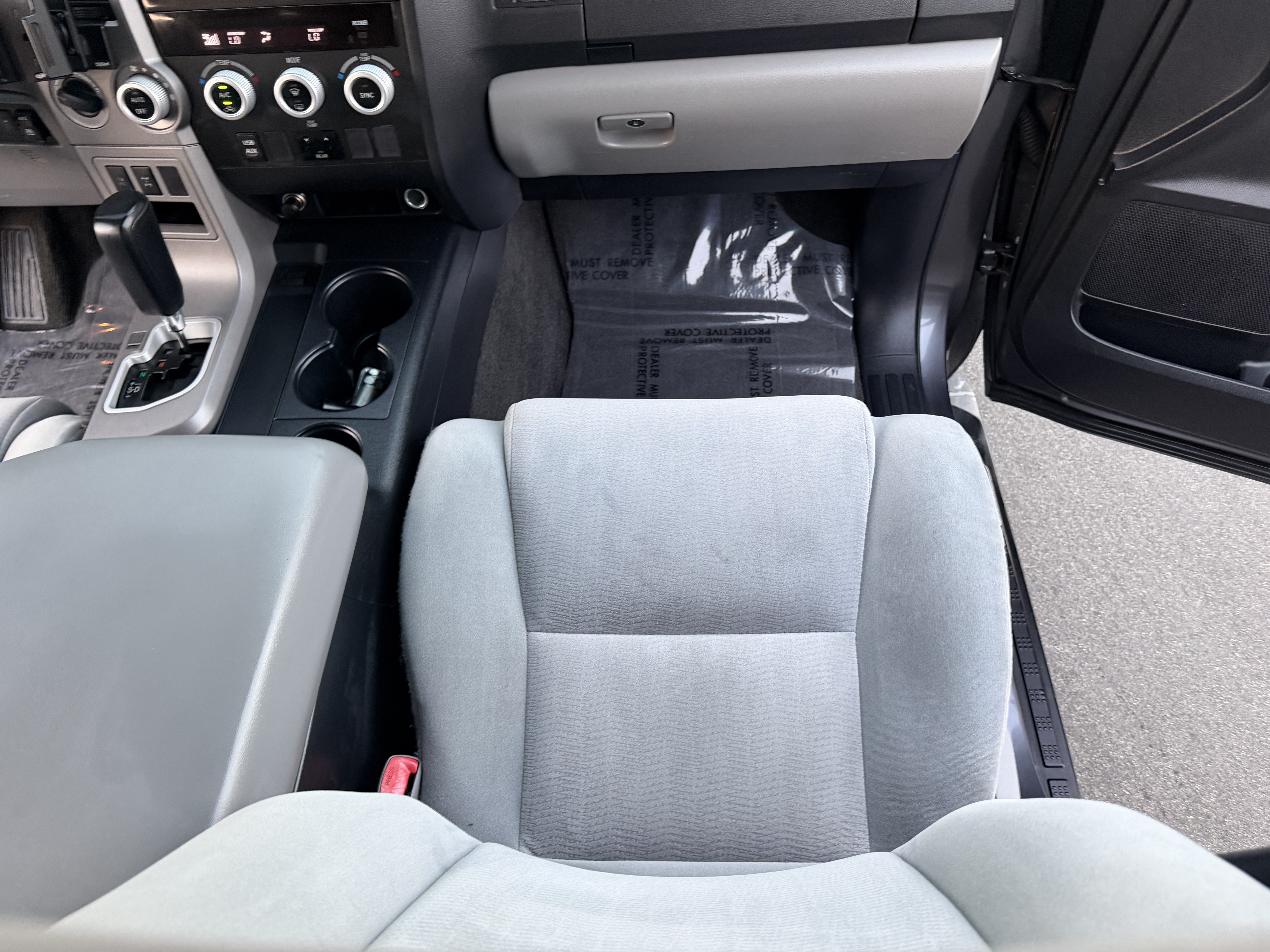Used 2012 Toyota Sequoia 4WD image 31