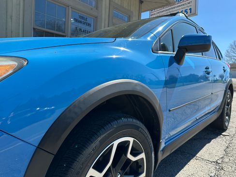 Used 2016 Subaru Crosstrek 2.0i Premium image 9