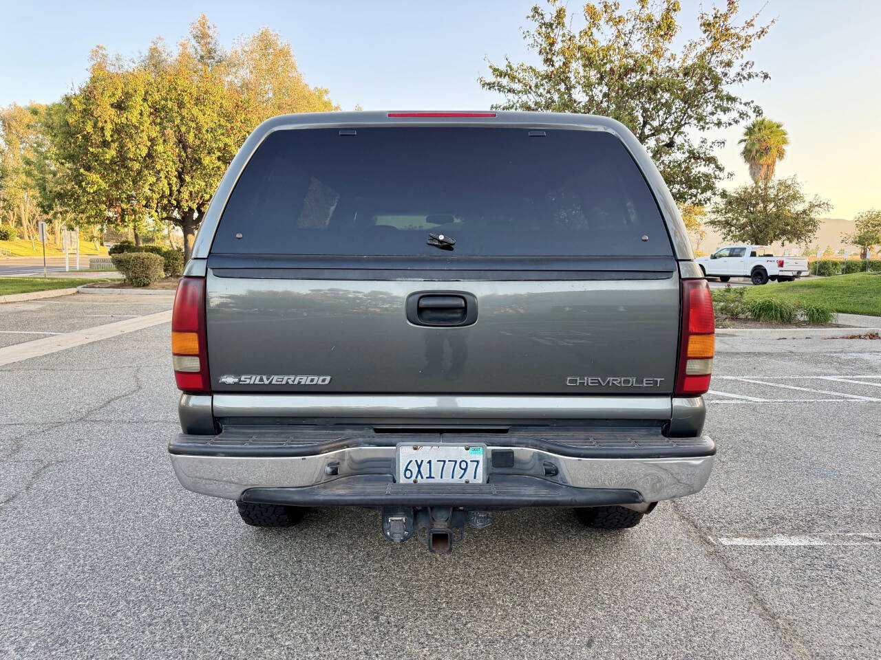 Used 2002 Chevrolet Silverado 2500 4x4 Regular Cab w/ Z71 image 8