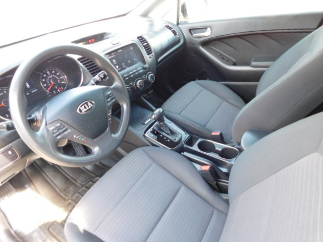 Used 2018 Kia Forte Sedan FWD image 9