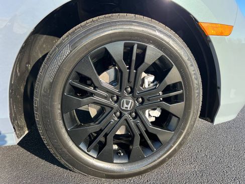 Used 2025 Honda Odyssey Sport-L image 9