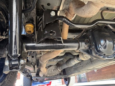 Used 2017 Jeep Cherokee Trailhawk image 24