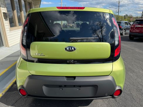Used 2016 Kia Soul FWD image 5