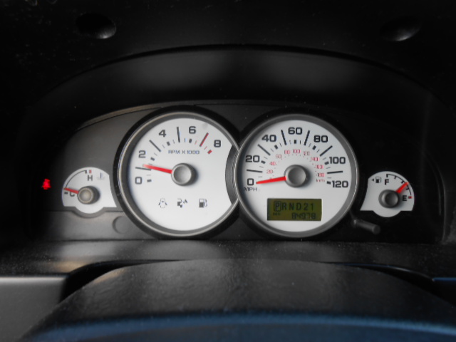 Used 2005 Ford Escape 2WD XLS image 19