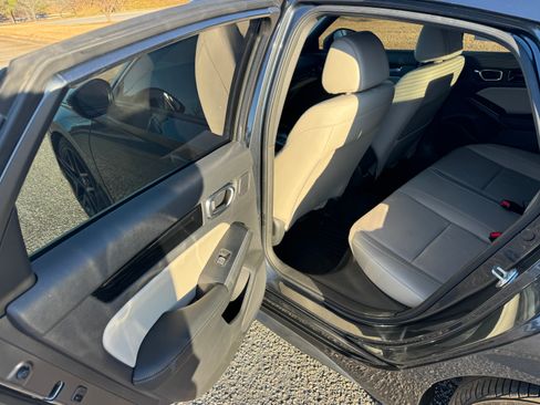 Used 2022 Honda Civic Sport Touring image 14