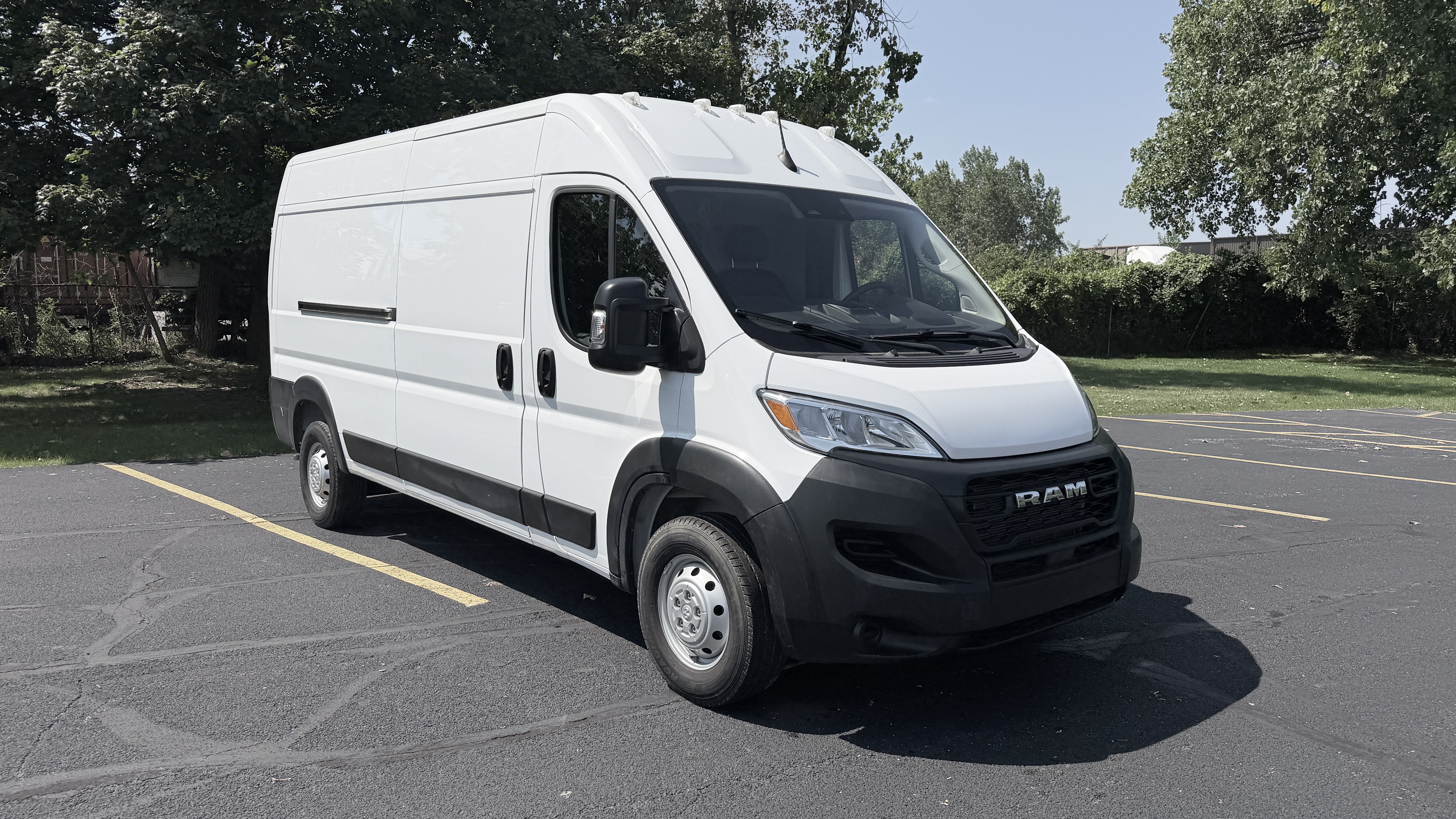Used 2023 RAM ProMaster 2500 159 High Roof FWD image 3