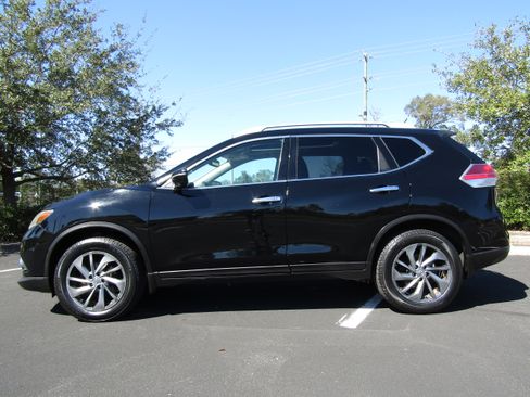 Used 2015 Nissan Rogue SL image 1