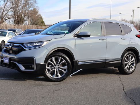 Used 2020 Honda CR-V Touring image 2
