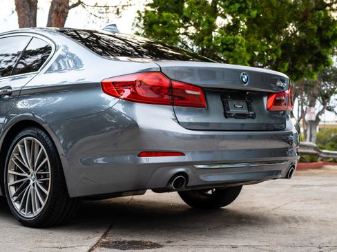 Used 2017 BMW 530i image 32