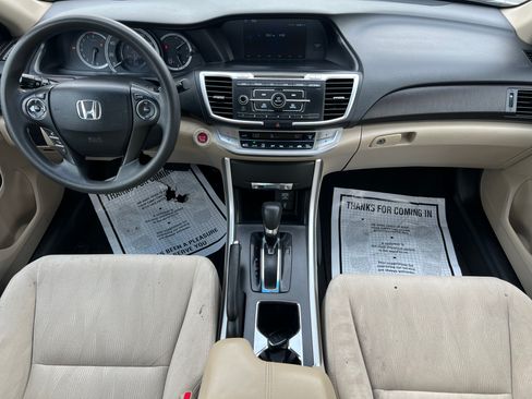 Used 2013 Honda Accord EX image 3
