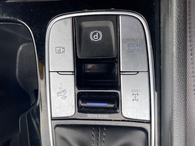 Used 2022 Hyundai Santa Cruz AWD SEL Premium image 12