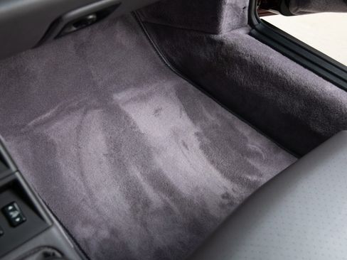 Used 1997 Porsche 911 Carrera S image 28