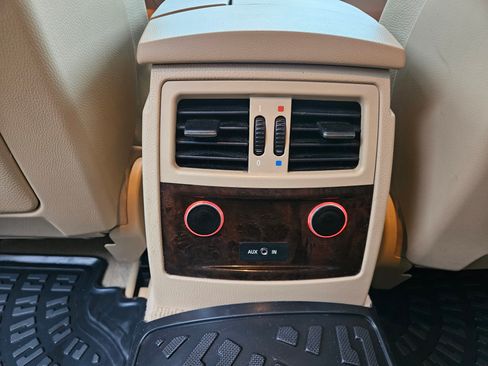 Used 2007 BMW 530xi image 56