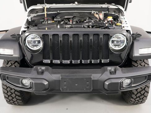 Used 2021 Jeep Wrangler Unlimited Willys image 7