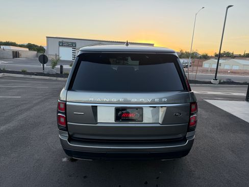 Used 2019 Land Rover Range Rover Supercharged AWD/4WD image 4