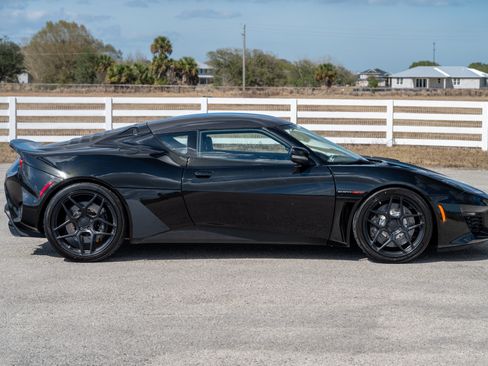 Used 2021 Lotus Evora image 14