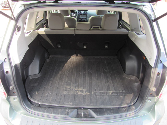Used 2014 Subaru Forester 2.5i Limited AWD/4WD image 17