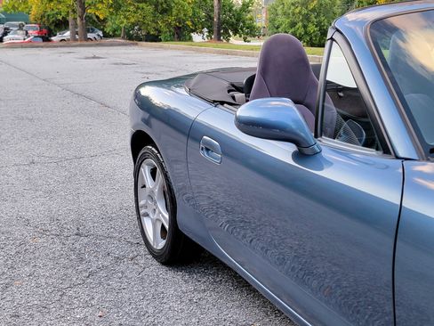 Used 2005 MAZDA MX-5 Miata UNAVAIL RWD image 42