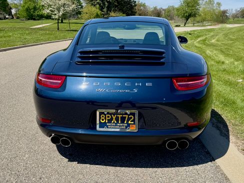 Used 2013 Porsche 911 Carrera S Coupe RWD image 10
