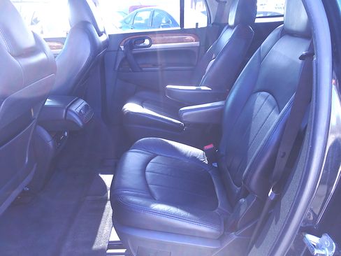 Used 2012 Buick Enclave Premium image 8