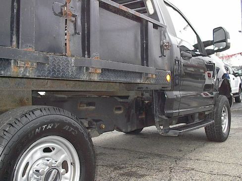 Used 2019 Ford F250 XL image 5