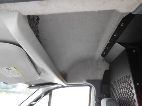 Used 2010 Ford Transit Connect XL image 16