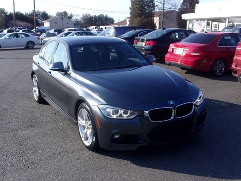 Used 2015 BMW 328i xDrive image 17