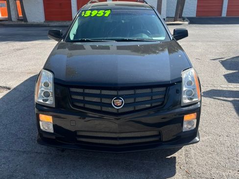 Used 2007 Cadillac SRX Luxury image 3